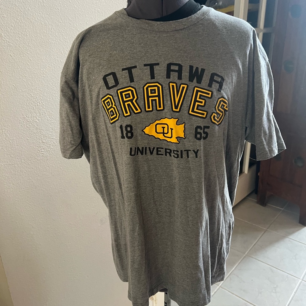 Gray Ottawa Braves University T-Shirt size XL